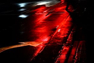 RED CROSSING