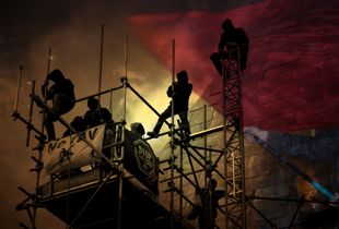 Climb the Pyramid