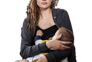 Melony, 20, Mother/Student © Steve Davis