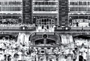 <a href="https://andrewprokos.com/photo/inverted-grand-central-terminal/">Inverted Grand Central</a>