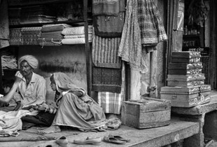 in India to buy a Sari