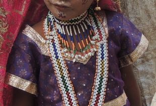 Bambina indiana