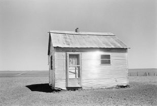 South Dakota, 2010 © Peter Kayafas