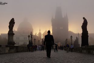 Prague. Morning. The Mysticism of Charles bridge
