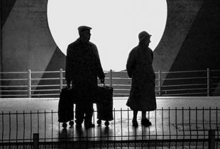 Tati à la gare