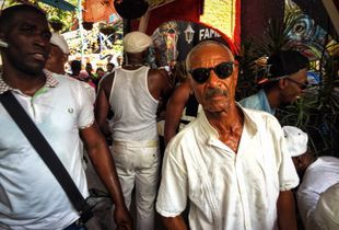Cuban Performancer old man