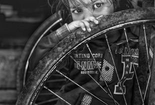 Girl in tire Varanasi