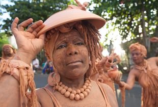 Woman of Clay, Guadeloupe