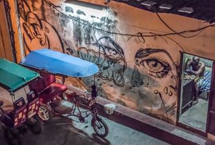 Bicycle taxi driver at the end of his day, La Habana Vieja