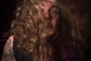 Humanity's disgrace live show portrait