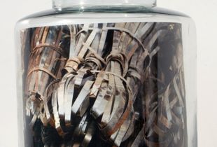 DECANTING THE CHAOS 01