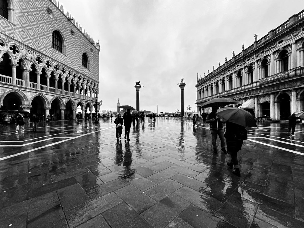 gli invisibili