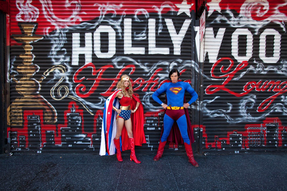 Hollywood: A Live Show Daily