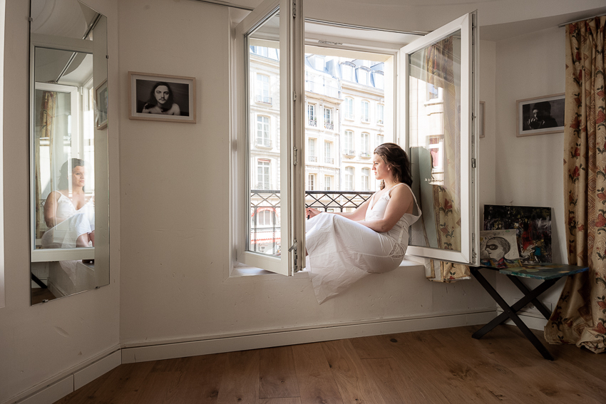 Les femmes à La Louisiane (Women living at Hotel La Louisiane in Paris)