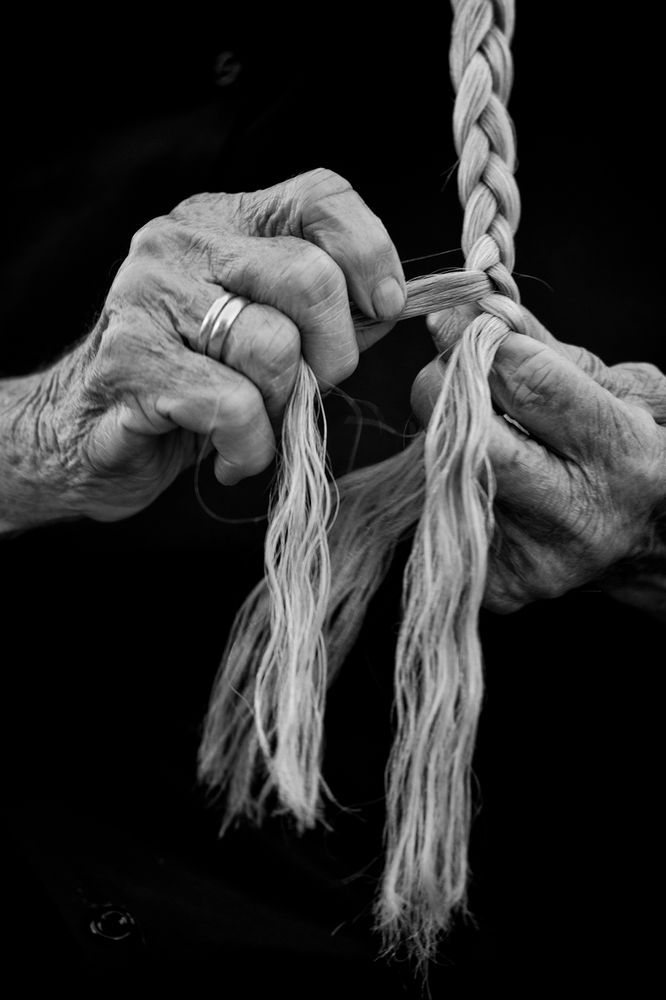 HANDS