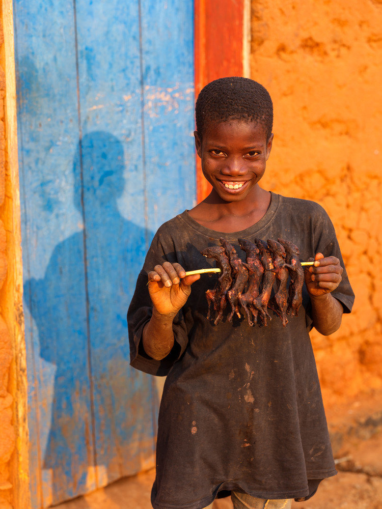 Color of Africa - Giving Back - Humanitary Projet