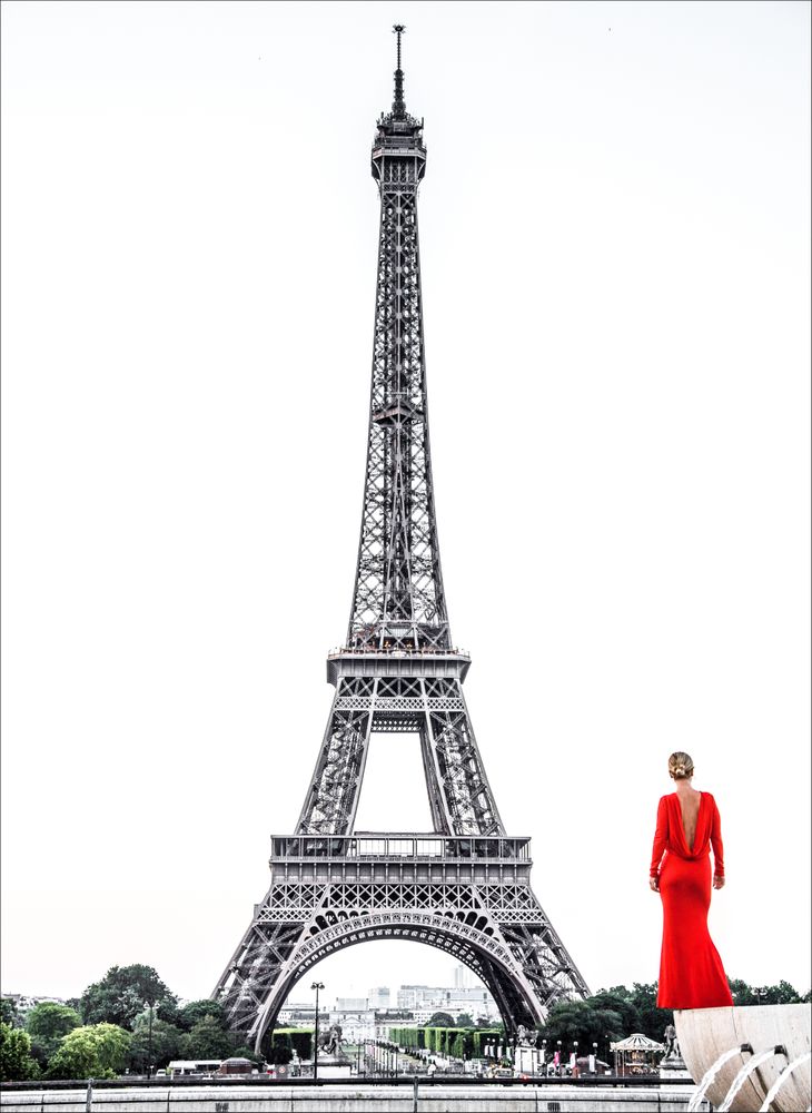 bb lady in red