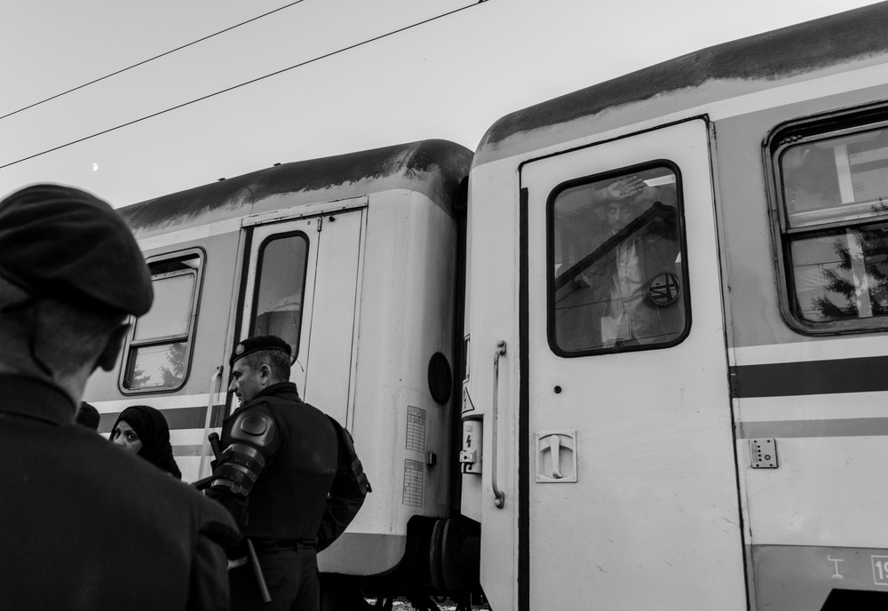 Balkan route: from a cage to another