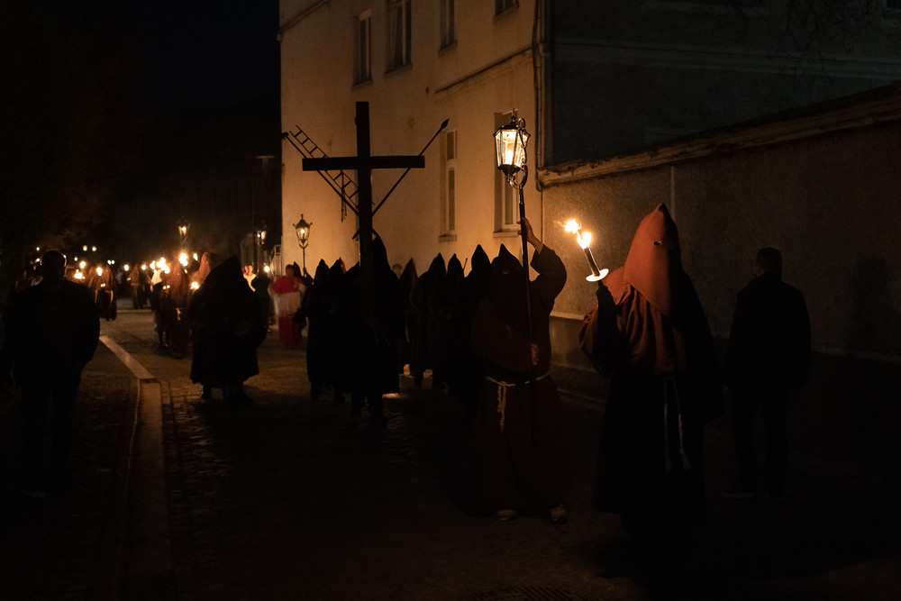 La processions des pénitents noirs 
