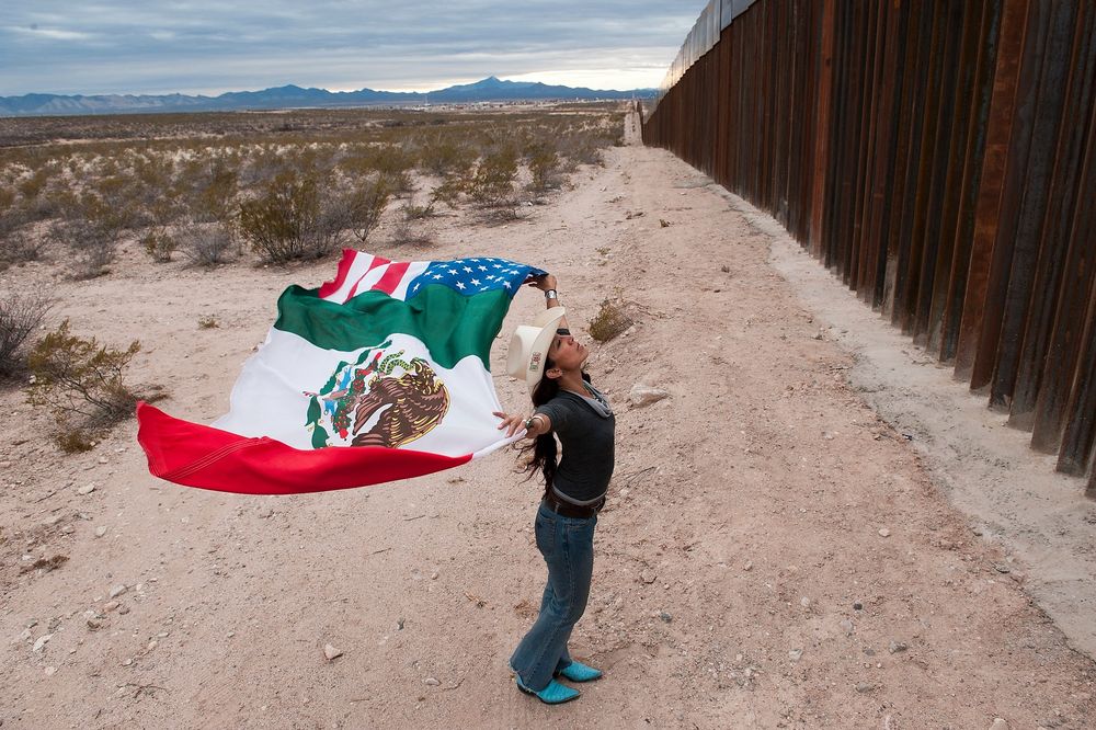 LA FRONTERA: Artists along the US Mexican Border
