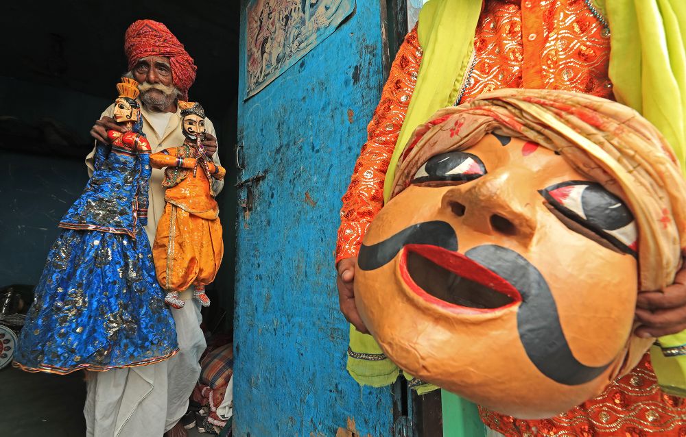 Somenath Mukhopadhyay Tinsel Town LensCulture