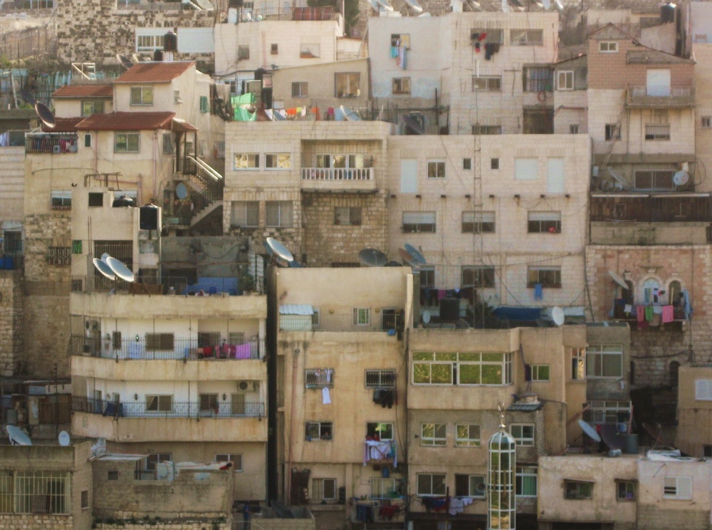Private versus Public Space: an interesction