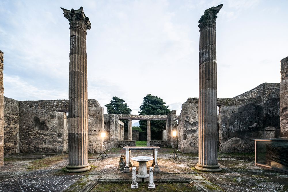 POMPEI INTRA-EXTRA