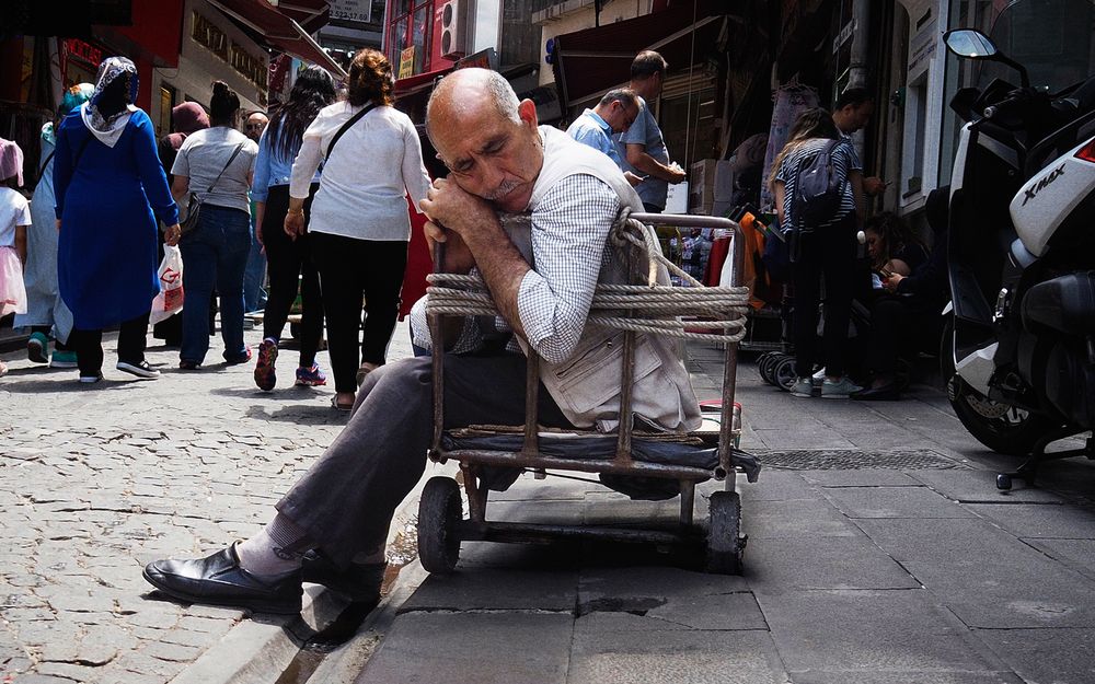 People Doing Mostly Normal Stuff in Pretty Places