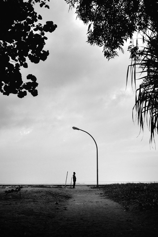 Silent Dialogue - I'm Lost in Paradise #2