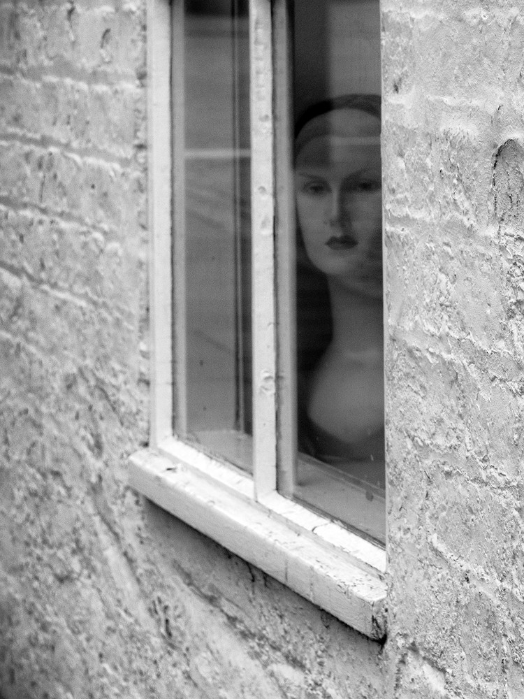 SOUL_LIGHTER_B&W_