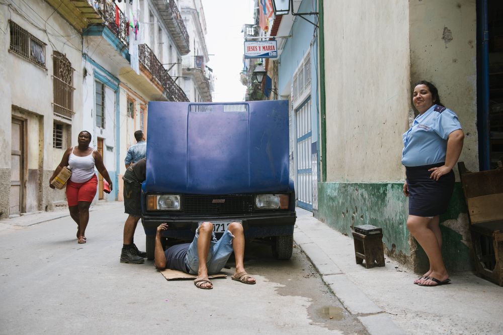 Cuban street life