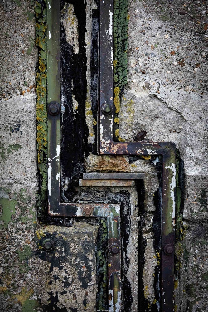 The beauty of decay