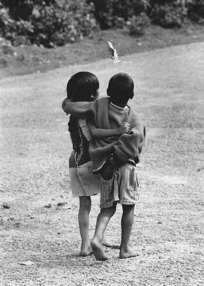 BAMBINI - CHILDREN 