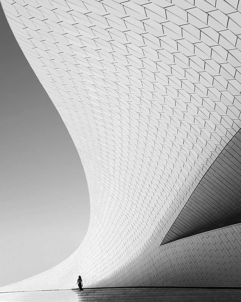 metropoloneliness