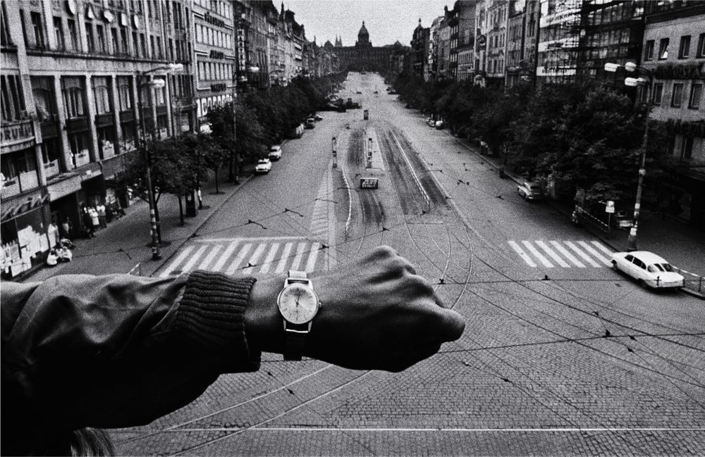 La Fabrique D Exils Review Of The Ongoing Show At Centre Pompidou By Alexander Strecker Lensculture
