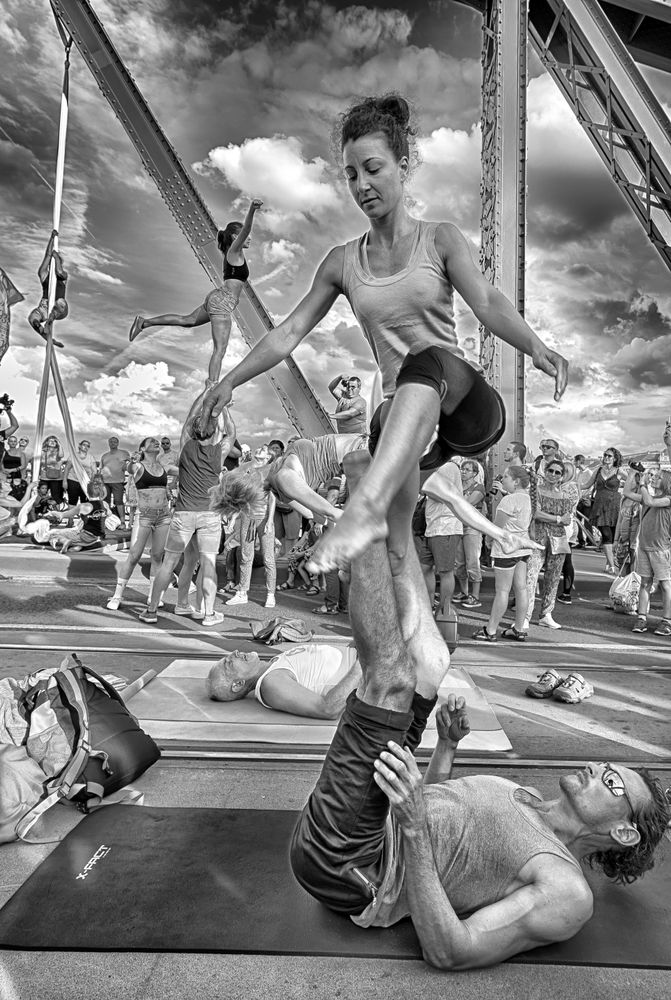 Elemer Lelik Liberty Bridge LensCulture