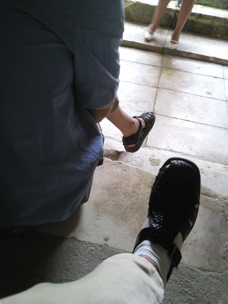 Shoe generis