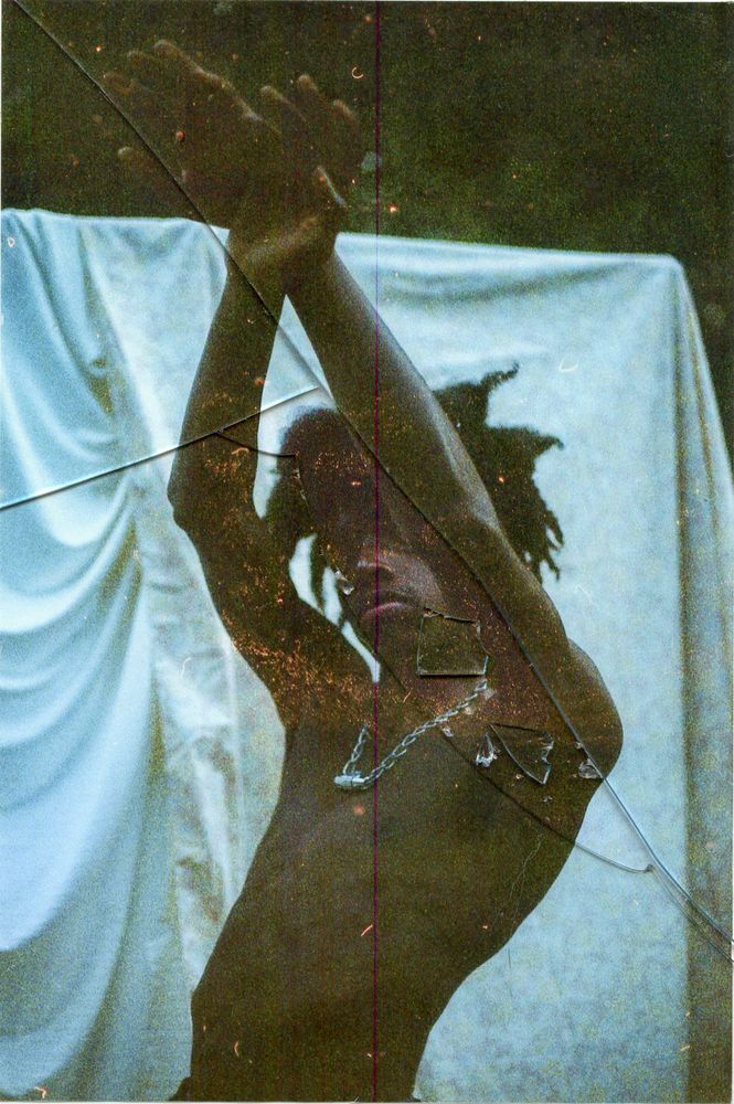A Study Of Self-Image and The Space Sorrounding It
