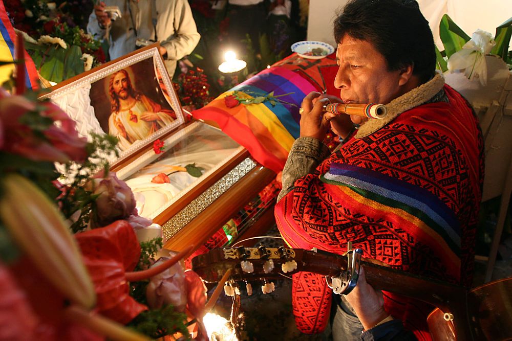 Rom Waits Funeral of the Ecuadorian leader of the indigenous movement