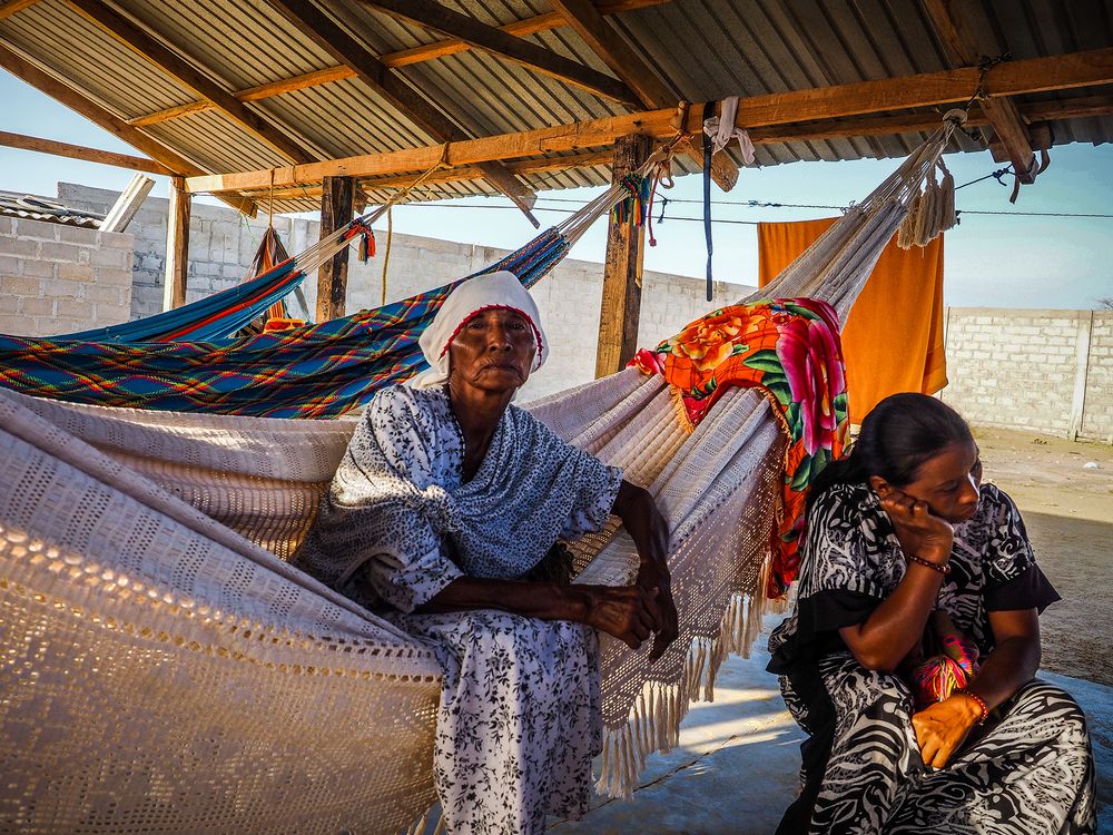 Between art and craft