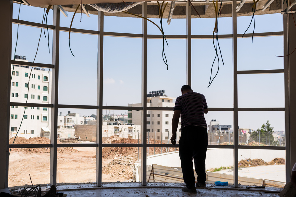 Ramallah : the Golden Cage