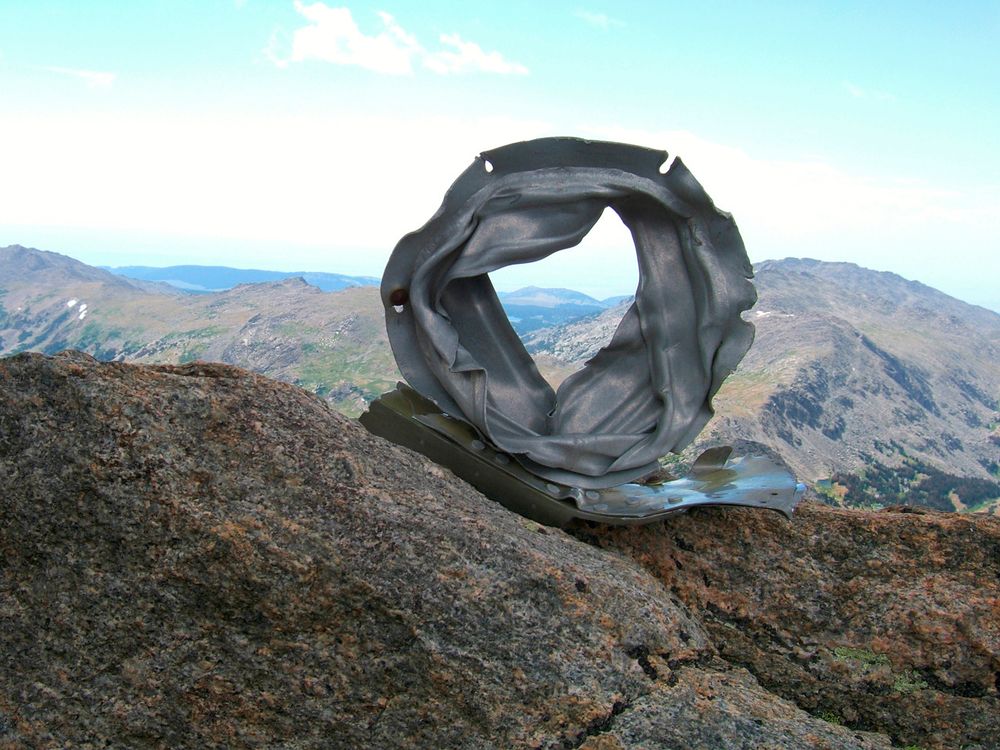 Bomber, a chance unwinding  (2011)