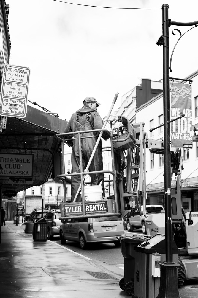 Street Photography single photo selection, May 2023