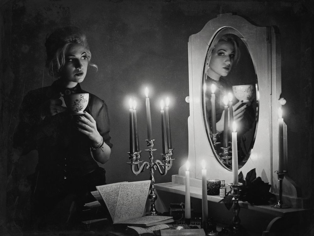 some kind of art in b&w