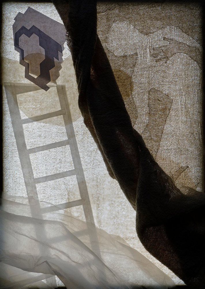 Soft Drawings, 2021 Lighbox (Ultra Giclee pigment print on backlit film, lightbulb, wooden frame),  43 x 30 cm