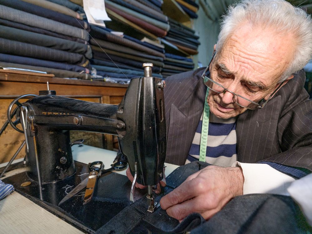 Sewing machine and scissors