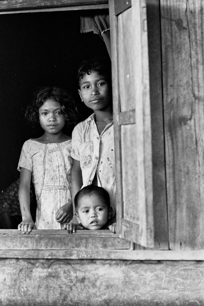Children's Lives in Village & Town, Eastern Indonesia 1973