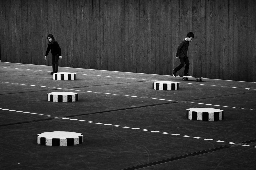Between the lines 