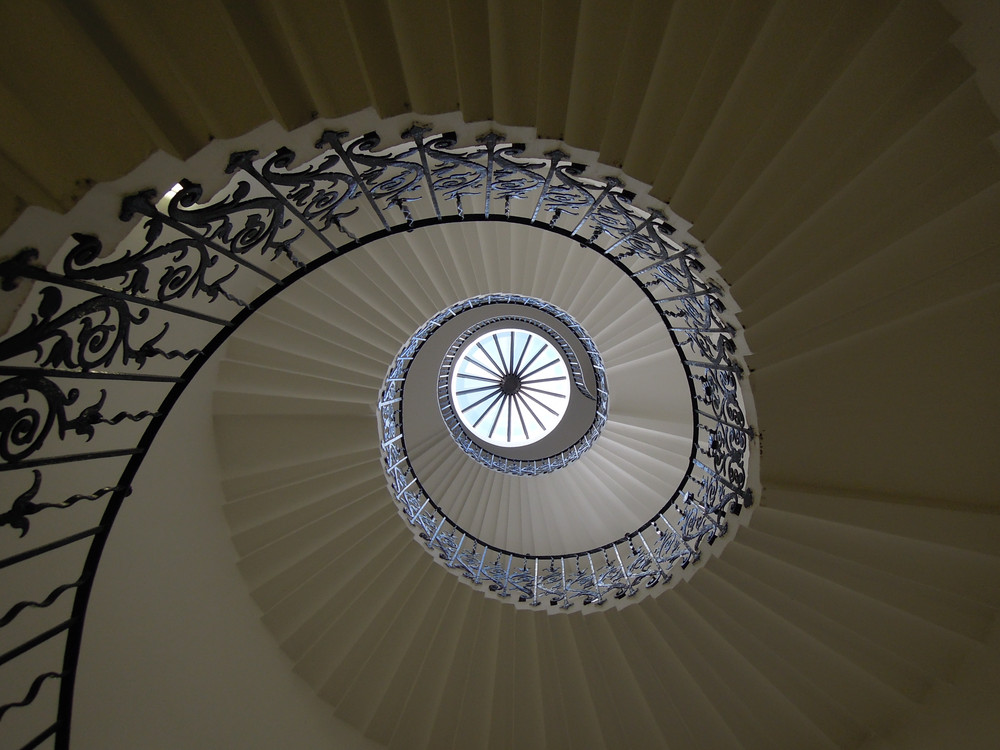 Straight and curved lines  in Architecture