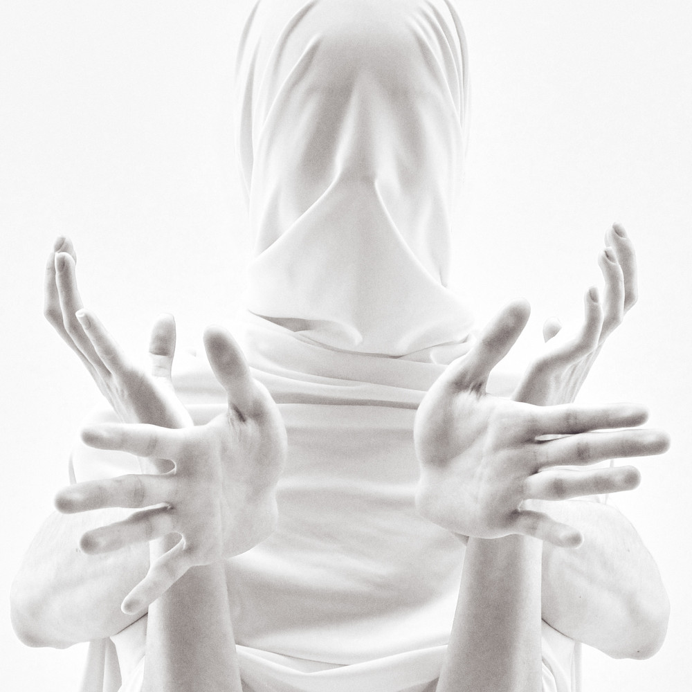 Feeling_Hands